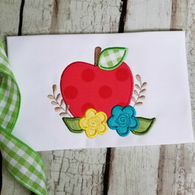 apple with flowers applique 